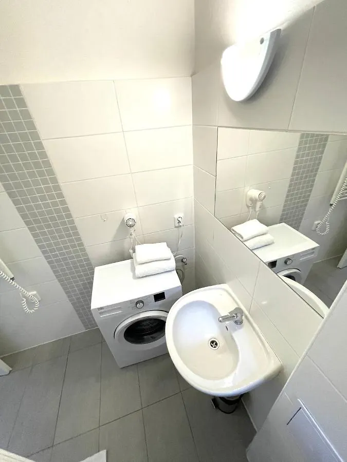 Hradebni - Terrace Apartments In The Old Town Prague